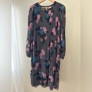 Aritzia Wilfred Daydreamer Midi Dress